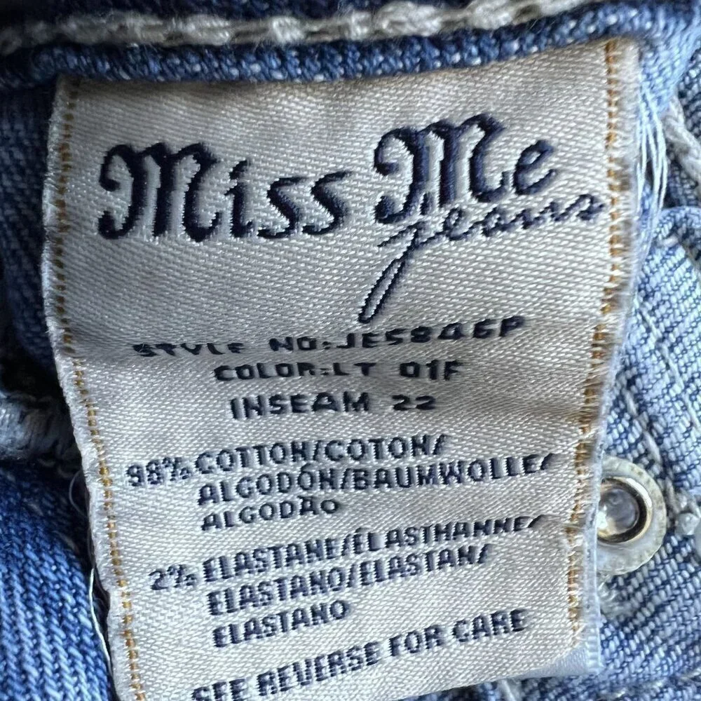 Miss Me Womens 30 US Size 10 Distressed Embellished Cuffed Capri Jeans Cowgirl